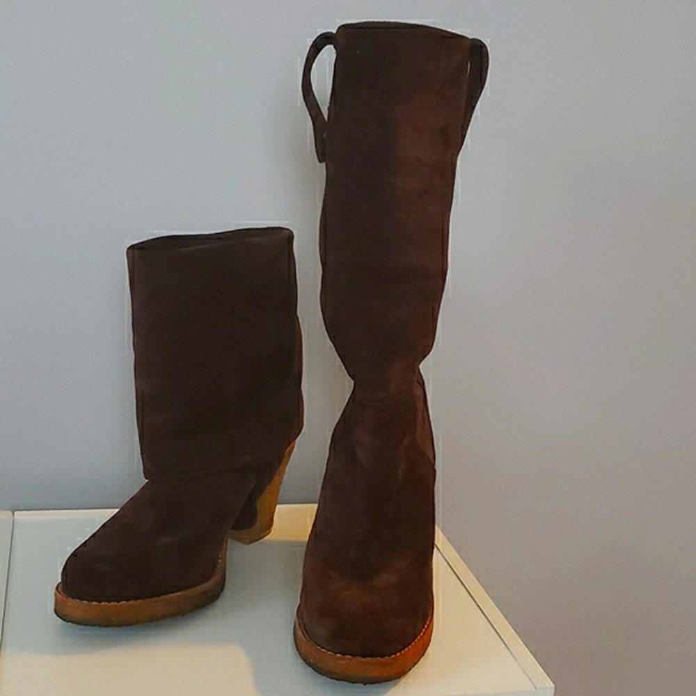 Ugg Brown Suede Boots CONVERTIBLE!